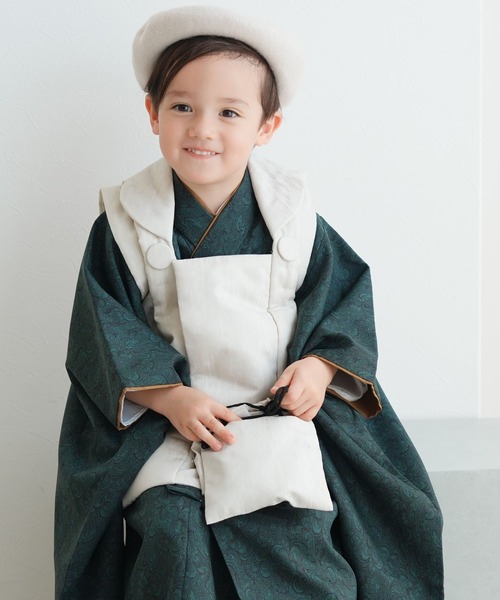 utatane（ウタタネ）の「七五三３歳用被布コートセット 男の子 ひよこ商店 象牙色ジャガード×ダマスク（着物・キッズ・グリーン/ネイビー・85-100cm）」の2枚目の写真