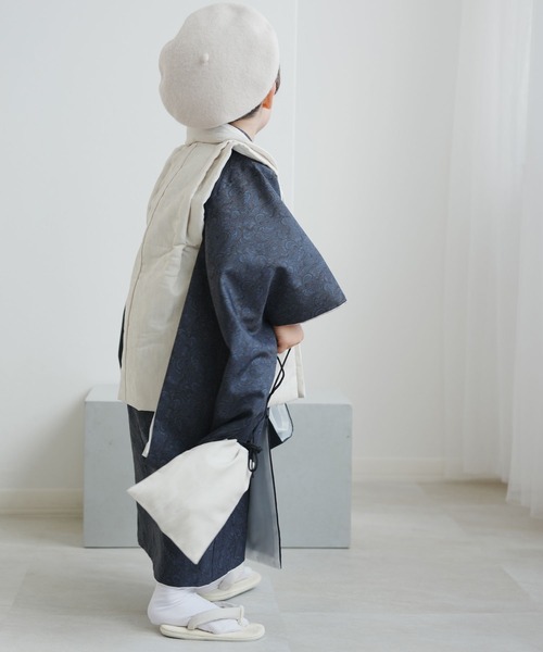 utatane（ウタタネ）の「七五三３歳用被布コートセット 男の子 ひよこ商店 象牙色ジャガード×ダマスク（着物・キッズ・グリーン/ネイビー・85-100cm）」の11枚目の写真