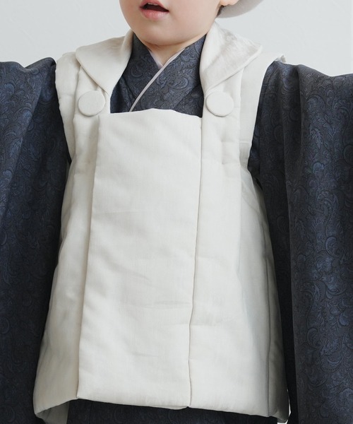utatane（ウタタネ）の「七五三３歳用被布コートセット 男の子 ひよこ商店 象牙色ジャガード×ダマスク（着物・キッズ・グリーン/ネイビー・85-100cm）」の6枚目の写真