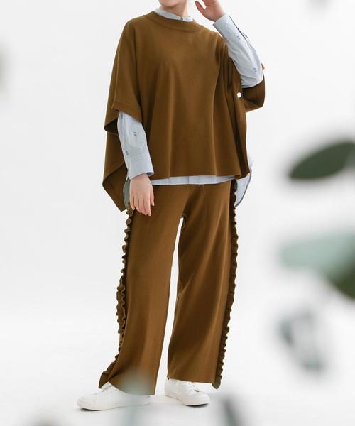 nop de nod(ノップドゥノッド)の「プレーティング総針フリルパンツ(その他パンツ・レディース・キャメル/グレー/ブラック・M)」の4枚目の写真