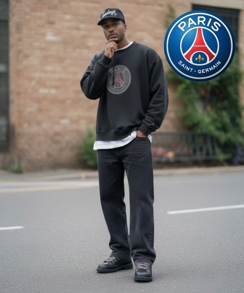 PARIS SAINT-GERMAIN(パリサンジェルマン)の「Paris Saint-Germain ピグメントトレーナー(スウェット・レディース・スミクロ/ブラック系その他・M/L/XL)」の1枚目の写真