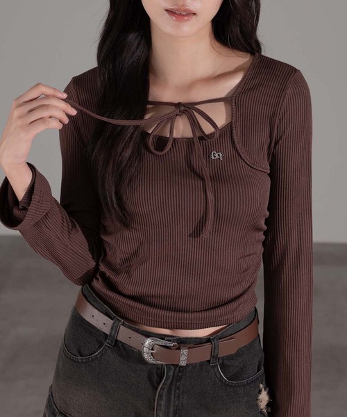 apres jour mignon(アプレジュールミニョン)の「ボレロ風トップス(Tシャツ/カットソー・レディース・ブラウン系その他/アイボリー/ブラック・X-LARGE/フリー)」の2枚目の写真