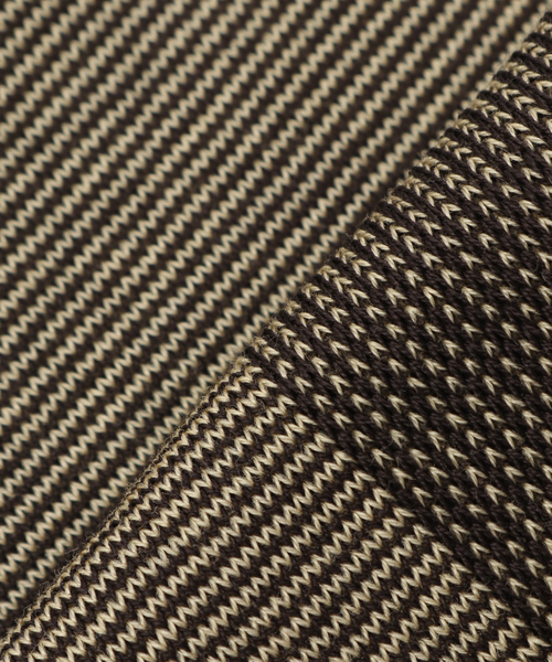 EDIFICE（エディフィス）の「マイクロボーダー（ソックス/靴下・メンズ・ネイビー/グリーン/ブラウン系その他/ブラック・FREE）」の5枚目の写真