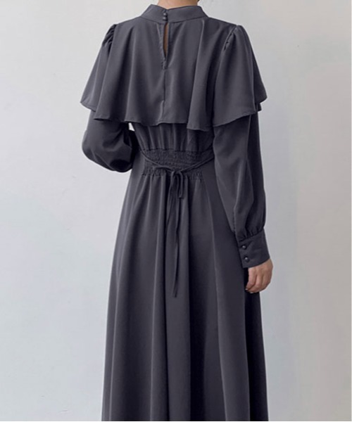Maison Calme(メゾンカルム)の「ケープデザインバックリボンロングワンピース 結婚式 パーティー お呼ばれ(ワンピース・レディース・ブラウン/ブラック/グレー・M/L)」の15枚目の写真