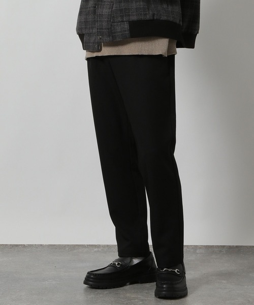 LAKOLE（ラコレ）の「【セットアップ可】STR/PEスリムパンツ / 592145（その他パンツ・メンズ・チャコール/ブラウン/ブラック・SMALL/MEDIUM/LARGE）」の2枚目の写真