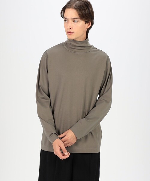 TOMORROWLAND (トゥモローランド)の「60/3スビンコットン タートルネック ロングスリーブカットソー(Tシャツ/カットソー・メンズ・ホワイト/ライトブラウン/チャコールグレー/ブルー・M/S/L)」の17枚目の写真