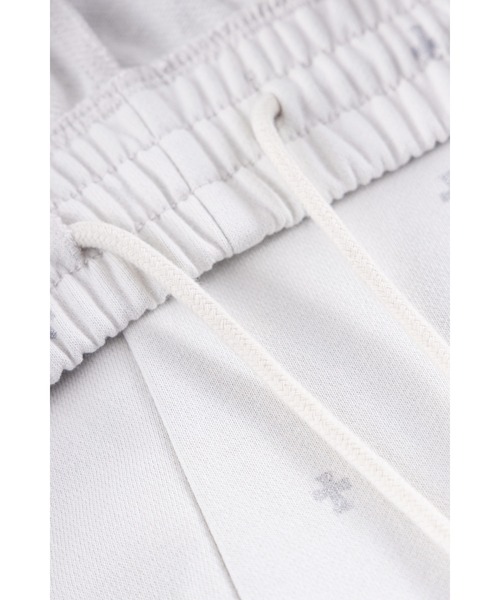 UNKNOWN LONDON(アンノウン・ロンドン)の「スエットパンツ|Tiny Cross Glitter Sweat Pants|Unknown London(スウェットパンツ・メンズ・シルバーグレー/ブラック・SMALL/MEDIUM/LARGE/X-LARGE)」の10枚目の写真