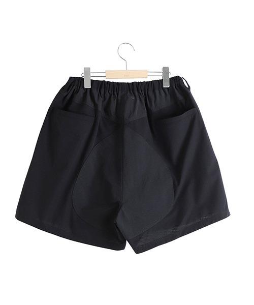 CMF OUTDOOR GARMENT（シーエムエフアウトドアガーメント）の「CMF OUTDOOR GARMENT / シーエムエフ アウトドア ガーメント：MTB SHORTS：CMF2501-P14C[AST]（その他パンツ・メンズ・ブラック・L/M）」の2枚目の写真