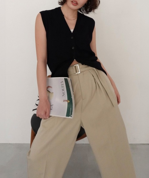 callautia（カラウティア）の「ベルト付きダブルタックワイドパンツ（スラックス・レディース・ブラック/チャコール/ベージュ・SMALL/MEDIUM/LARGE）」の3枚目の写真