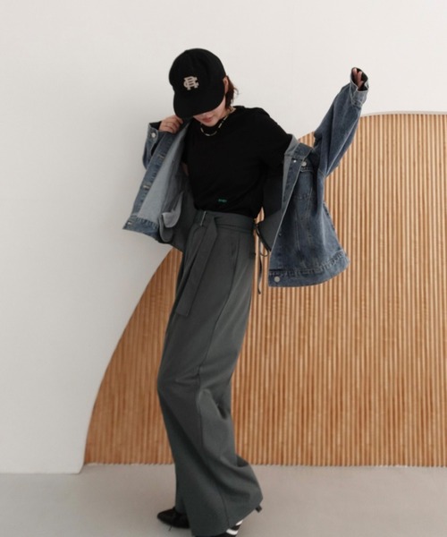 callautia（カラウティア）の「ベルト付きダブルタックワイドパンツ（スラックス・レディース・ブラック/チャコール/ベージュ・SMALL/MEDIUM/LARGE）」の12枚目の写真