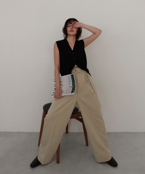 callautia（カラウティア）の「ベルト付きダブルタックワイドパンツ（スラックス・レディース・ブラック/チャコール/ベージュ・SMALL/MEDIUM/LARGE）」の13枚目の写真