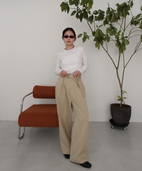 callautia（カラウティア）の「ベルト付きダブルタックワイドパンツ（スラックス・レディース・ブラック/チャコール/ベージュ・SMALL/MEDIUM/LARGE）」の5枚目の写真