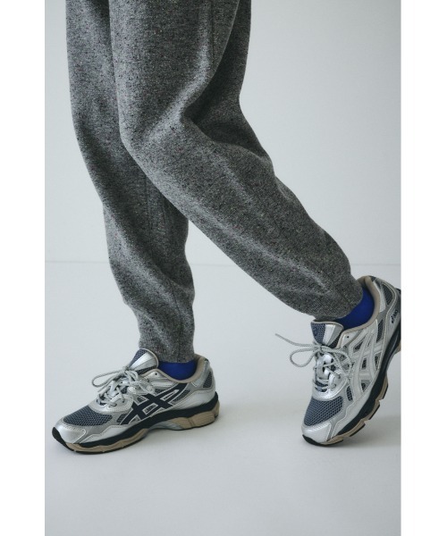 HeRIN.CYE（ヘリンドットサイ）の「Nep cocoon knit pants　　ネップコクーンニットパンツ（その他パンツ・レディース・ネイビー/ブラウン/グレー・36/38）」の5枚目の写真