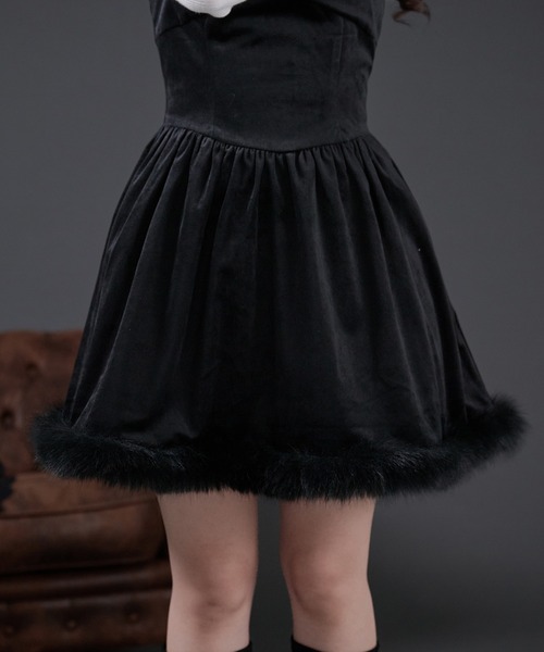 Pal elfy（パルエルフィー）の「ファー付きベロアキャミワンピース