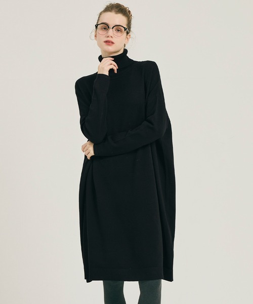 coca（coca）（コカ）の「【WEB限定セール】タートルニットワンピース（チュニック・レディース・グレー/ブラック・L/M/S）」の2枚目の写真