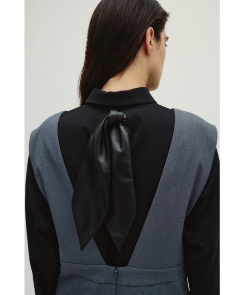 RIM.ARK(リムアーク)の「Synthetic leather tie SH シンセティックレザータイシャツ(シャツ/ブラウス・レディース・ライトブラウン/ブラック・FREE)」の1枚目の写真