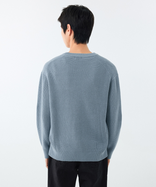 MUSINSA STANDARD（ムシンサスタンダード）の「コットンリブクルーネックニット[スカイブルー]（ニット/セーター・メンズ・その他・SMALL/MEDIUM/LARGE/X-LARGE/XX-LARGE）」の5枚目の写真