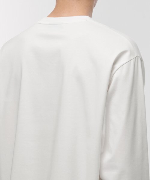 MUSINSA STANDARD（ムシンサスタンダード）の「シルケットリラックスクルーネック長袖Tシャツ[クリーム]（Tシャツ/カットソー・メンズ・その他・SMALL/MEDIUM）」の5枚目の写真