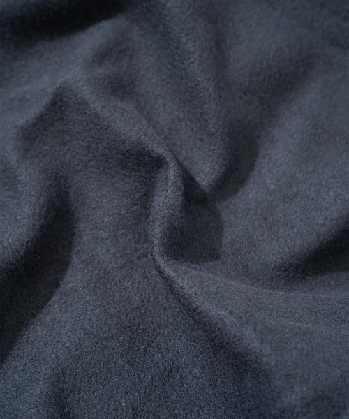 FRUIT OF THE LOOM（フルーツオブザルーム）の「FTL MAMC x FTL CREWNECK SWEAT（スウェット・メンズ・ブラック/グレー/ネイビー・S/M/L/XL）」の6枚目の写真