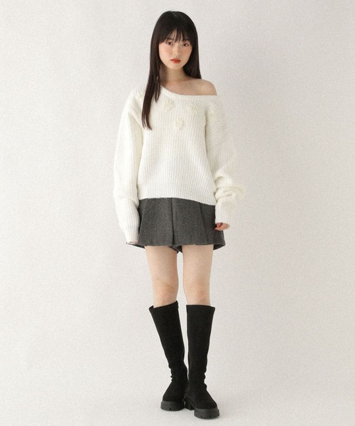 Heather(ヘザー)の「フラワーモチーフニット 612876(ニット/セーター・レディース・オフホワイト/グレー/ブルー・FREE)」の4枚目の写真