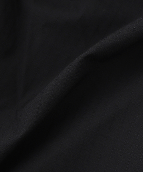 EDIFICE（エディフィス）の「MARKAWARE (マーカウェア) TRACK PANTS（スラックス・メンズ・ブラック・2/3）」の2枚目の写真