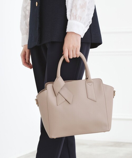 grove(グローブ)の「【人間工学】ノットハンドル2WAYトート(トートバッグ・レディース・ブラック/ナチュラル/ライトグレー系4/サックスブルー系4・00)」の4枚目の写真