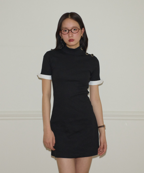 SALON DE YOHN(サロンドヨーン)の「Button Point Short Sleeve Mini Dress_ Black(ワンピース・レディース・その他・SMALL/MEDIUM)」の1枚目の写真
