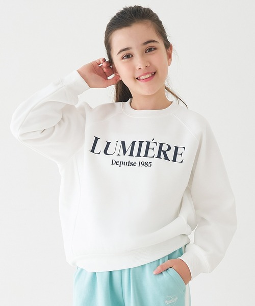coca(coca)(コカ)の「【WEB限定セール】キッズ 親子お揃い裏起毛ラグランロゴスウェット(スウェット・キッズ・ブルー/ライトグレー/ホワイト/チャコール・120/130/140/150)」の2枚目の写真