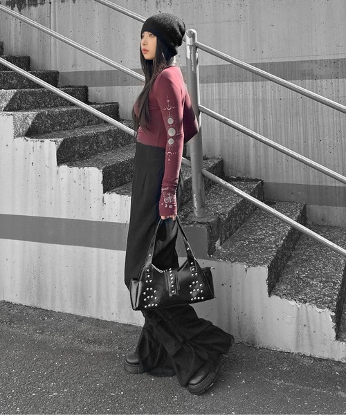 LVEU.（ラブユ.）の「【LVEU.】スタッズデザインハンドバッグ / バッグ BAG 鞄 ハンドバッグ スタッズ 横長 合皮 合成皮革 ブラック ブラウン ZOZOTOWN限定（ハンドバッグ・レディース・ブラウン/ブラック・FREE）」の14枚目の写真
