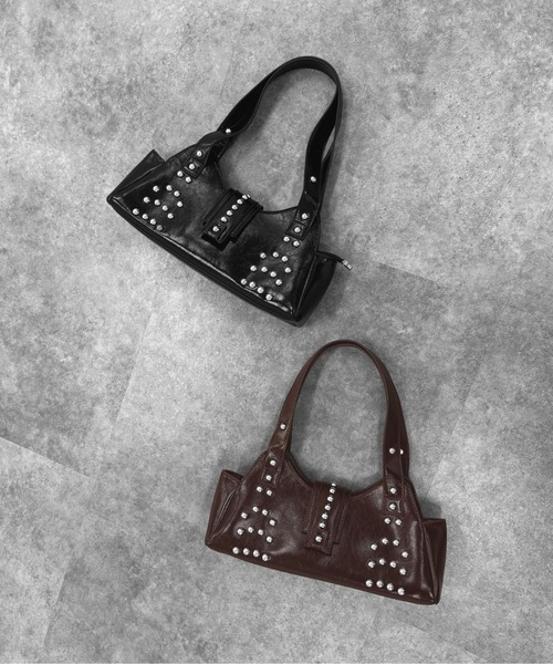 LVEU.（ラブユ.）の「【LVEU.】スタッズデザインハンドバッグ / バッグ BAG 鞄 ハンドバッグ スタッズ 横長 合皮 合成皮革 ブラック ブラウン ZOZOTOWN限定（ハンドバッグ・レディース・ブラウン/ブラック・FREE）」の10枚目の写真