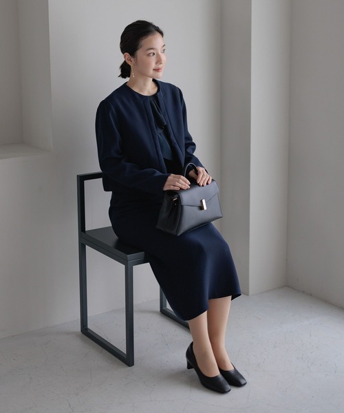 Andemiu（アンデミュウ）の「【WEB限定/T.P.O/2026】ナロースカート607874（スカート・レディース・ブラック系1/ネイビー・LARGE/MEDIUM/SMALL）」の5枚目の写真