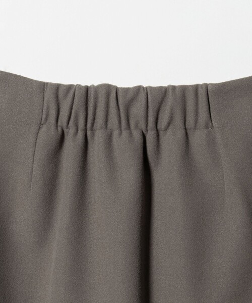 A DAY IN THE LIFE UNITED ARROWS(アデイインザライフユナイテッドアローズ)の「ニットメルトン タック フレアスカート <A DAY IN THE LIFE>(スカート・レディース・ライトグレー/モカ/ブラック・36/38)」の21枚目の写真