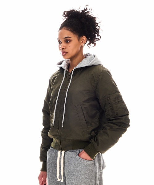 BEEDEN(ビーデン)の「OVER HOODED NYLON MA-1(MA-1・レディース・レッド/カーキ・FREE)」の4枚目の写真