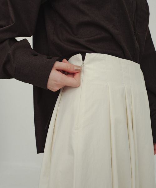 CITY TOKYO(シティトウキョウ)の「Coccon Frame Skirt/コクーンスカート(スカート・レディース・ホワイト/ブラック・1/2)」の12枚目の写真