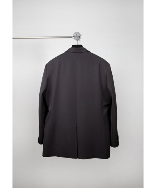 GOZER(ゴーザー)の「PIERCED OVERSIZE JACKET(テーラードジャケット・メンズ・ブラック・ONE SIZE)」の2枚目の写真
