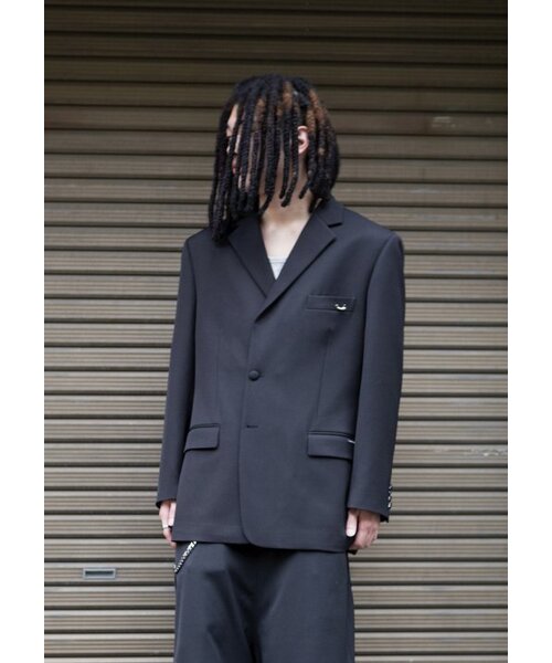 GOZER(ゴーザー)の「PIERCED OVERSIZE JACKET(テーラードジャケット・メンズ・ブラック・ONE SIZE)」の5枚目の写真