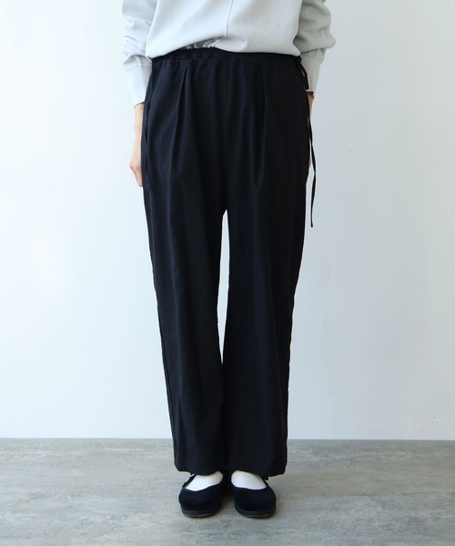 yuni（ユニ　）の「強撚organic cotton hemp drawstrings cocoon パンツ（その他パンツ・レディース・ブラック/ライラック/ベージュ・FREE）」の4枚目の写真