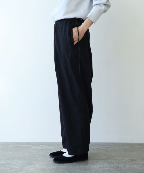 yuni（ユニ　）の「強撚organic cotton hemp drawstrings cocoon パンツ（その他パンツ・レディース・ブラック/ライラック/ベージュ・FREE）」の5枚目の写真