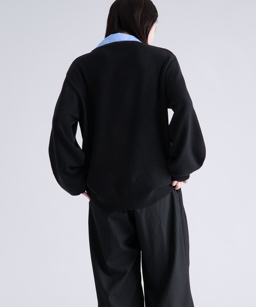 Ellno Loset(エルノロゼット)の「シャツレイヤードフウVニット(ニット/セーター・メンズ・ブラック/チャコール・SMALL/MEDIUM/LARGE)」の17枚目の写真