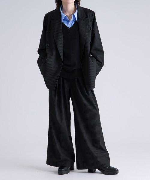 Ellno Loset(エルノロゼット)の「シャツレイヤードフウVニット(ニット/セーター・メンズ・ブラック/チャコール・SMALL/MEDIUM/LARGE)」の22枚目の写真