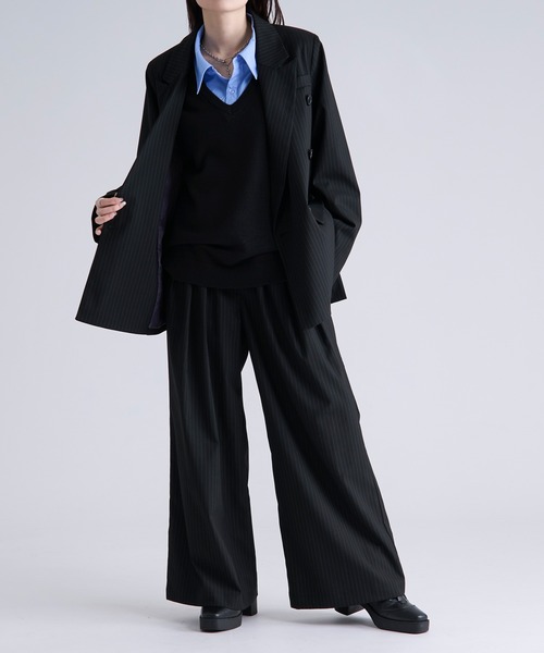 Ellno Loset(エルノロゼット)の「シャツレイヤードフウVニット(ニット/セーター・メンズ・ブラック/チャコール・SMALL/MEDIUM/LARGE)」の21枚目の写真