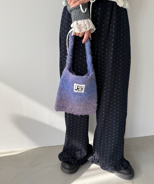 SANSeLF(サンセルフ)の「【SANSeLF】 モコモコグラデーションバッグ saa25a230(ハンドバッグ・レディース・オレンジ/ブルー・FREE)」の7枚目の写真