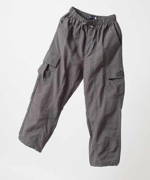 OUTDOOR PRODUCTS(アウトドアプロダクツ)の「UV撥水パラシュートカーゴパンツ(カーゴパンツ・レディース・ブラック/ライトカーキ/グレイッシュベージュ/チャコール・M/L/LL/3L)」の3枚目の写真
