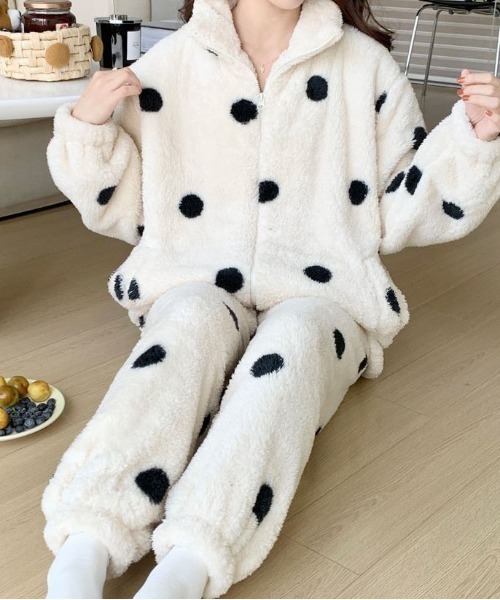 WEGO（ウィゴー）の「WEGO/ドット柄もこもこジップルームウェア上下セット（ルームウェア/パジャマ・レディース・その他1・LARGE/MEDIUM）」の8枚目の写真