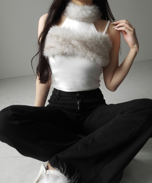 me+em select(ミームセレクト)の「【 3color 】ファードッキングストラップトップス / fur docking strap tops(その他トップス・レディース・ピンク/ブラック/ホワイト・FREE)」の19枚目の写真