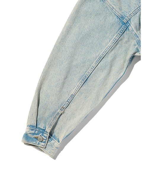 Levi's(リーバイス)の「Levi's/リーバイス 90S トラッカージャケット(デニムジャケット・レディース・ライトインディゴブルー・M/S/XS)」の6枚目の写真