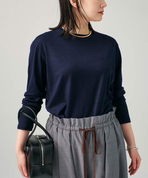 VERMEIL par iena(ヴェルメイユパーイエナ)の「WOOL JERSEY クルーネックロングスリーブプルオーバー(Tシャツ/カットソー・レディース・ネイビー/ボルドー/ブラウン・FREE)」の2枚目の写真