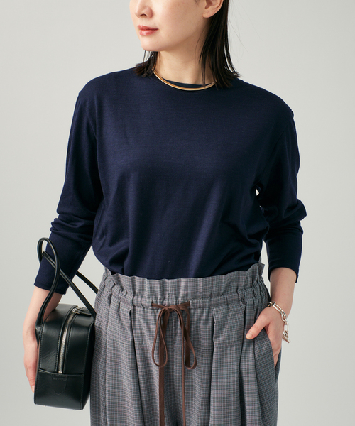 VERMEIL par iena(ヴェルメイユパーイエナ)の「WOOL JERSEY クルーネックロングスリーブプルオーバー(Tシャツ/カットソー・レディース・ネイビー/ボルドー/ブラウン・FREE)」の10枚目の写真