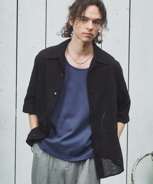 CASPER JOHN（キャスパージョン）の「Triple docking lace shirts/トリプルドッキングレースシャツ（シャツ/ブラウス・メンズ・ブラック/ホワイト・SMALL/X-SMALL/MEDIUM/LARGE）」の2枚目の写真