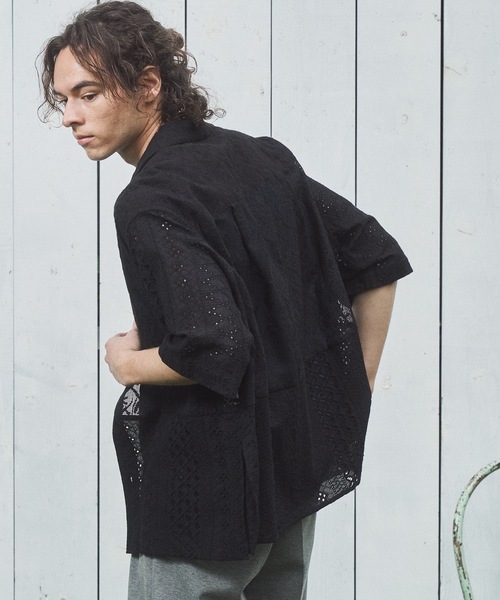 CASPER JOHN（キャスパージョン）の「Triple docking lace shirts/トリプルドッキングレースシャツ（シャツ/ブラウス・メンズ・ブラック/ホワイト・SMALL/X-SMALL/MEDIUM/LARGE）」の9枚目の写真